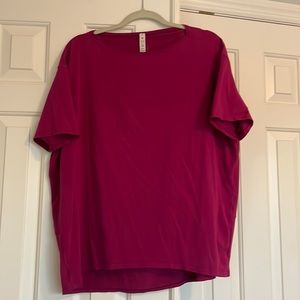 Lululemon Back In Action Short Sleeve Magenta